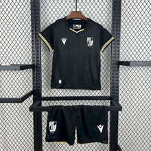 Vitoria de Guimaraes Niño Visitante 24-25