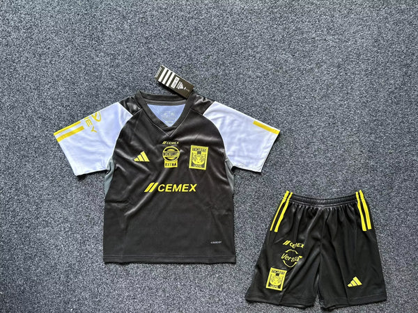 Tigres UANL Entrenamiento 24-25 Niños