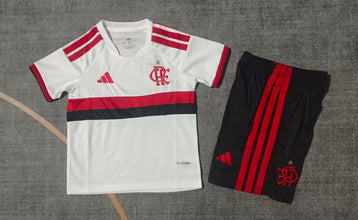 Flamengo Visitante para niños 26-27