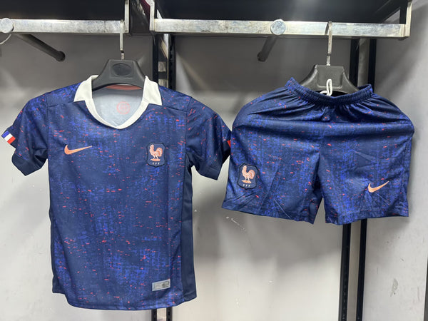 Francia Local Niños 25-26
