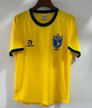 Camiseta Brasil Local 1982 Retro frontal