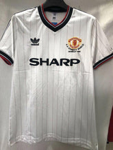 Camiseta Manchester United Copa Final 1983 Retro frontal