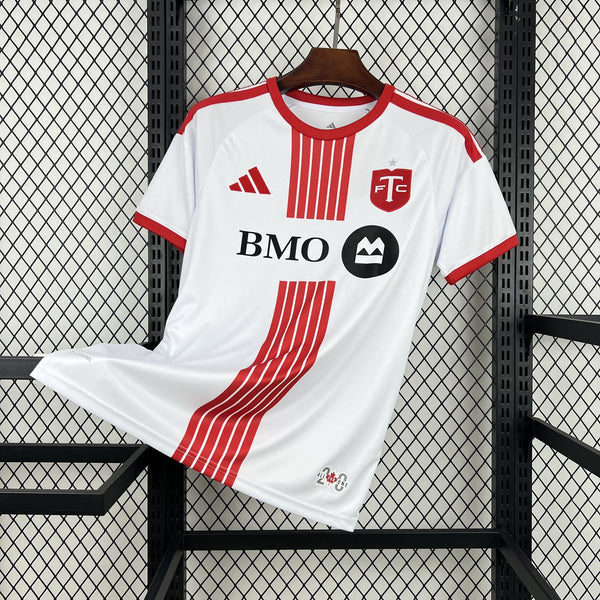 Toronto FC Visitante 26-27
