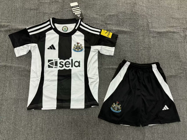 Newcastle Utd Local 24-25 Niños
