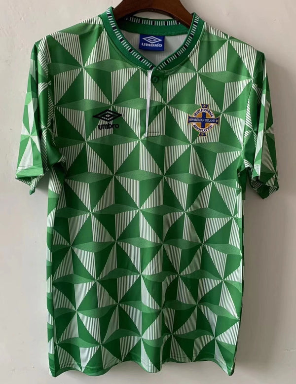 Camiseta Irlanda del Norte Local 1990 Retro frontal