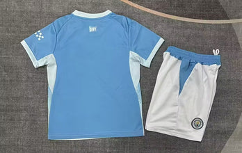 Manchester City Local 26-27 Niño