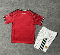 Manchester United Local Niño 25-26