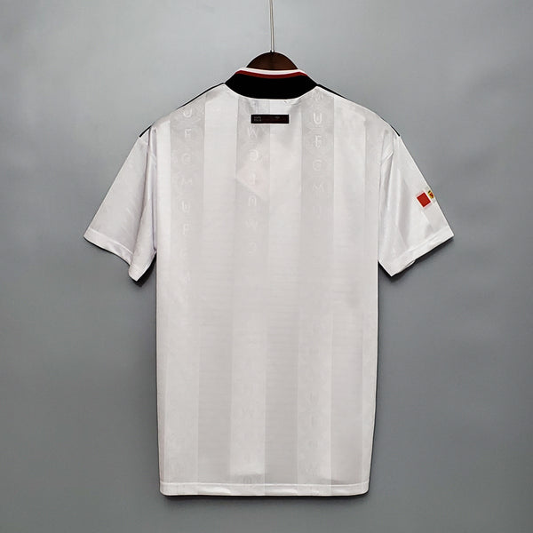 Camiseta Manchester United Visitante 97-99 trasera