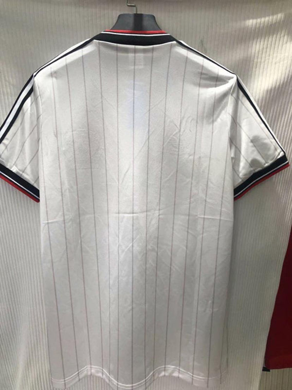Camiseta Manchester United Copa Final 1983 Retro trasera