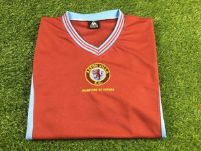 Camiseta Aston Villa Local 81-82 complemento 1