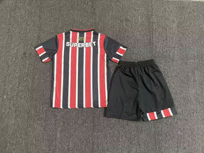 Sao Paulo Visitante Niños 25-26