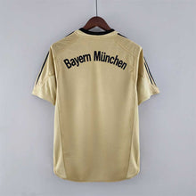 Camiseta Bayern de Munich Visitante 04-05 trasera