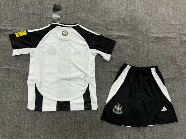 Newcastle Utd Local 24-25 Niños
