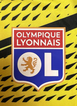 Camiseta Olympique de Lyon Especial 23-24 complemento 1