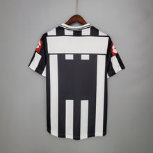 Camiseta Juventus Local 01-02 trasera