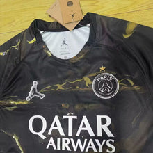Camiseta PSG Cuarta Equipacion dorada 25-26 complemento 1