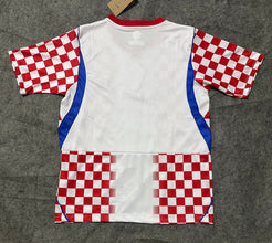 Camiseta Croacia Local Mundial 2026 trasera
