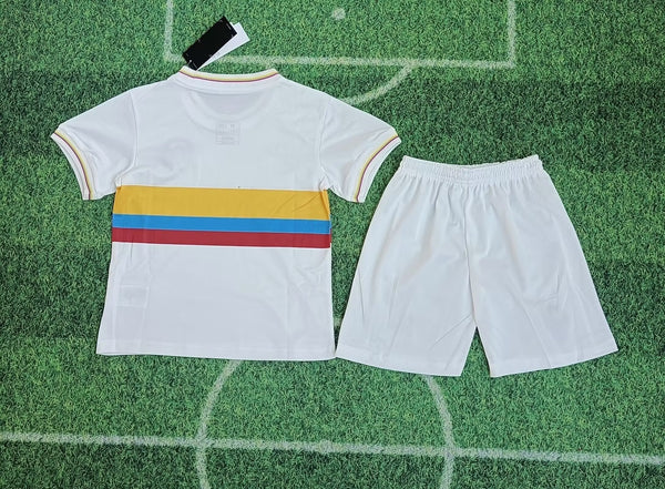 Colombia 120 Aniversario 24-25 Niños