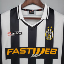 Camiseta Juventus Local 01-02 complemento 1