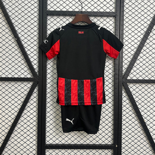 AC Milan Local 25-26 Niños