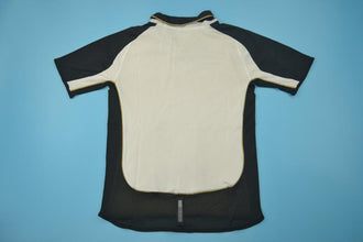 Camiseta Manchester United Reversible Centenario 01-02 complemento 2