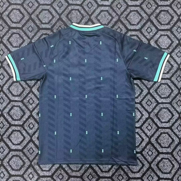 Camiseta Alemania Visitante Mundial 2026 trasera